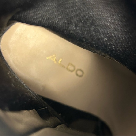 Aldo Elegant Snakeskin Pattern Ankle Boots Size 6.5 - Picture 9 of 9